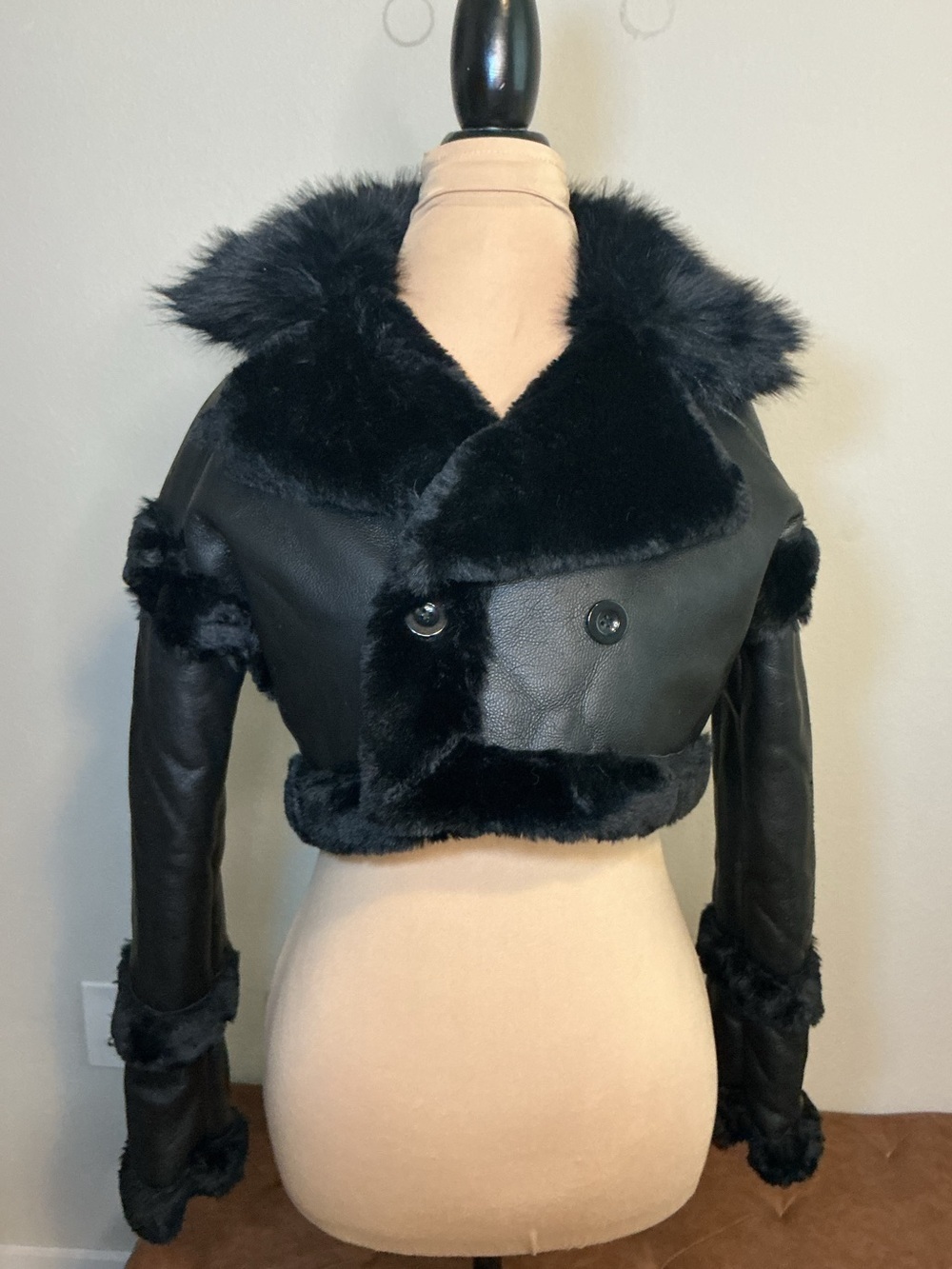 Black Faux Fur Trim Cropped Jacket